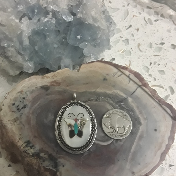 🚫SOLD🚫Vintage Sterling Zuni Butterfly Pendant - Picture 4 of 7